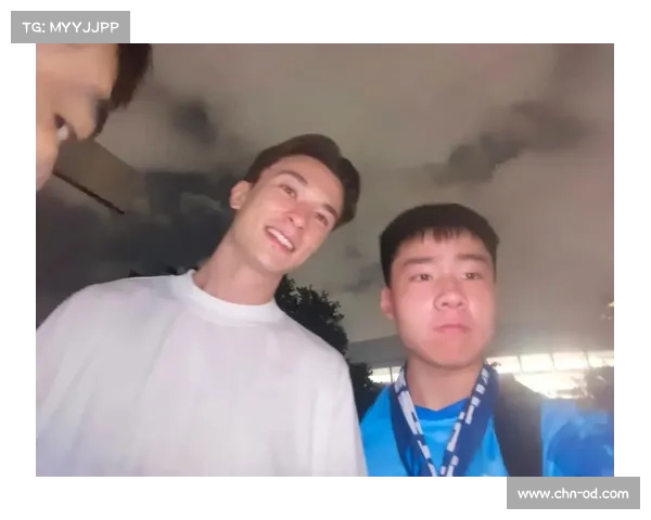 中超足球联赛未来发展与竞争格局的深度探讨与展望 中超足球联赛未来发展与竞争格局的深度探讨与展望